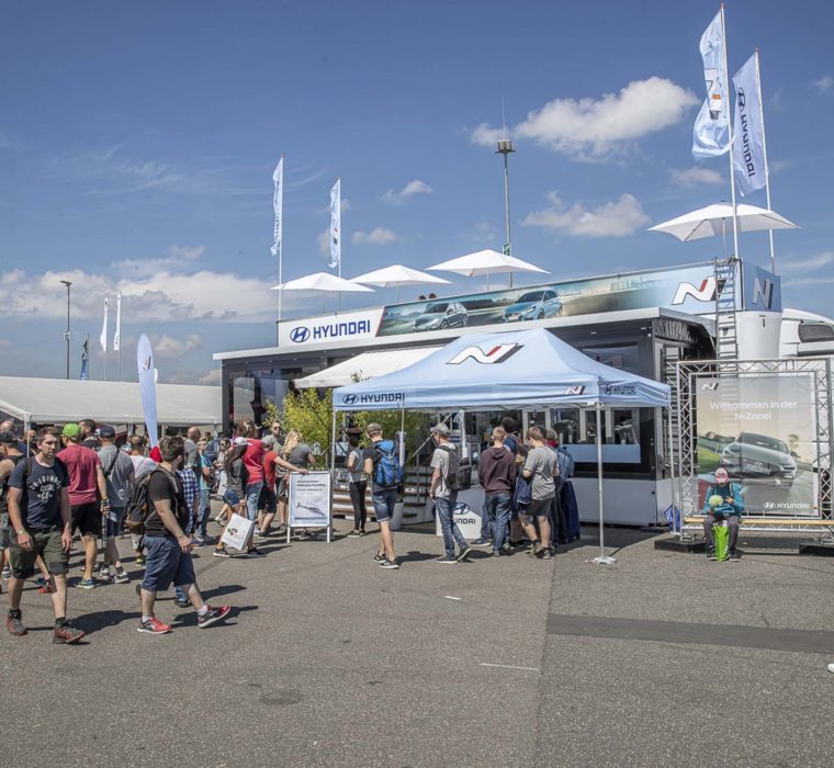 Promotion Truck bei einer Veranstaltung